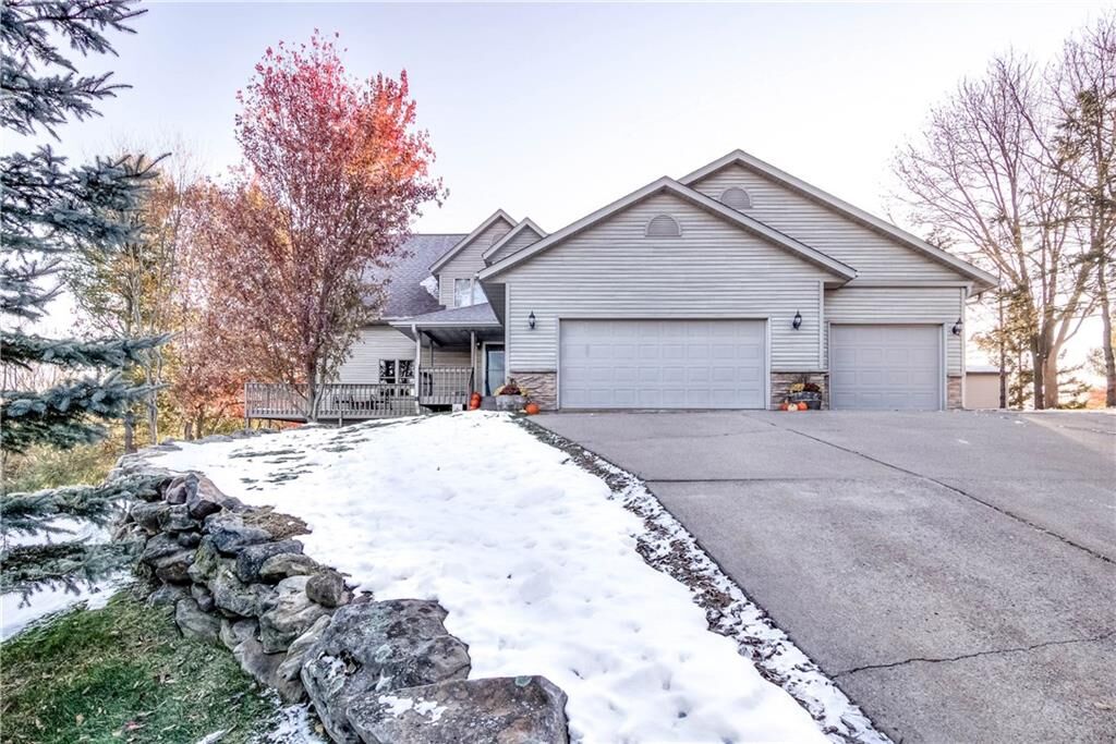 Property Photo:  623 Demoe Lane  WI 54703 