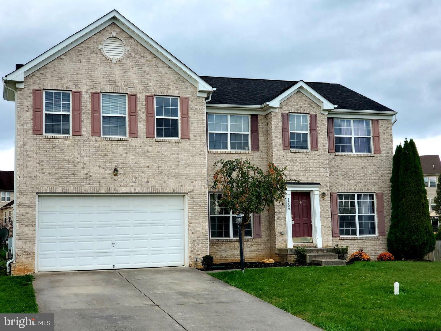 Property Photo: 1309 Gainsboro WV 25403
