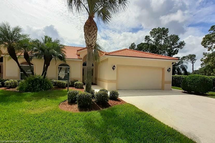 Property Photo:  5727 Hampton Woods Boulevard  FL 33872 