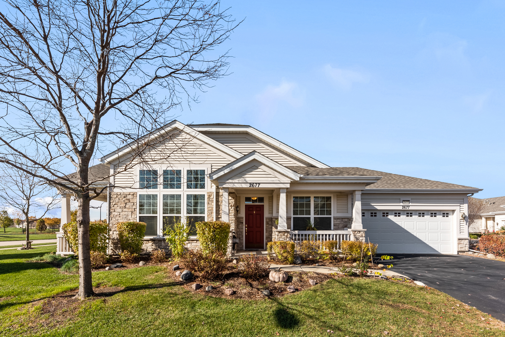 Property Photo:  2677 Barrington Circle  IL 60564 