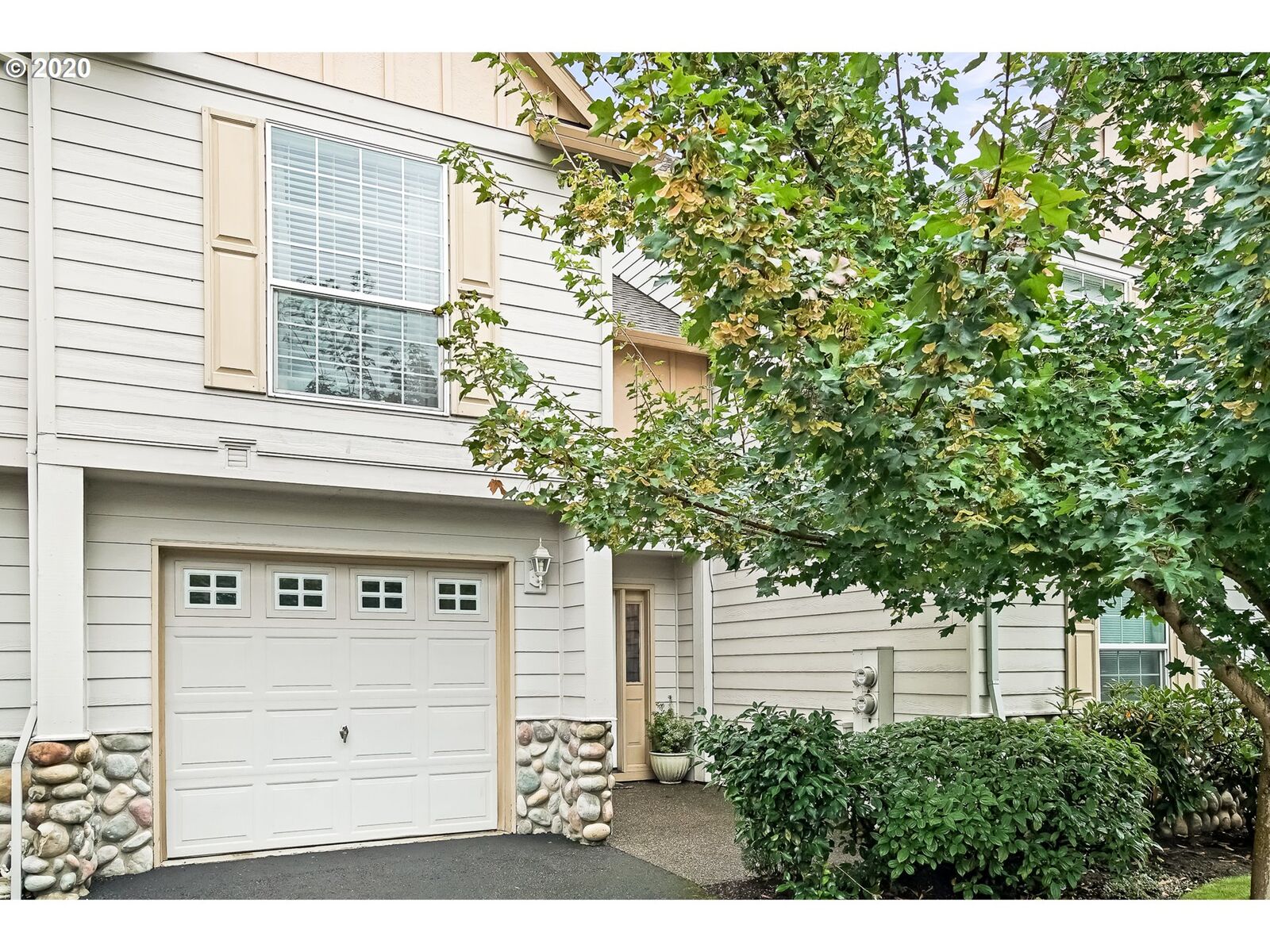 Property Photo:  22036 SW Grahams Ferry Rd  OR 97062 