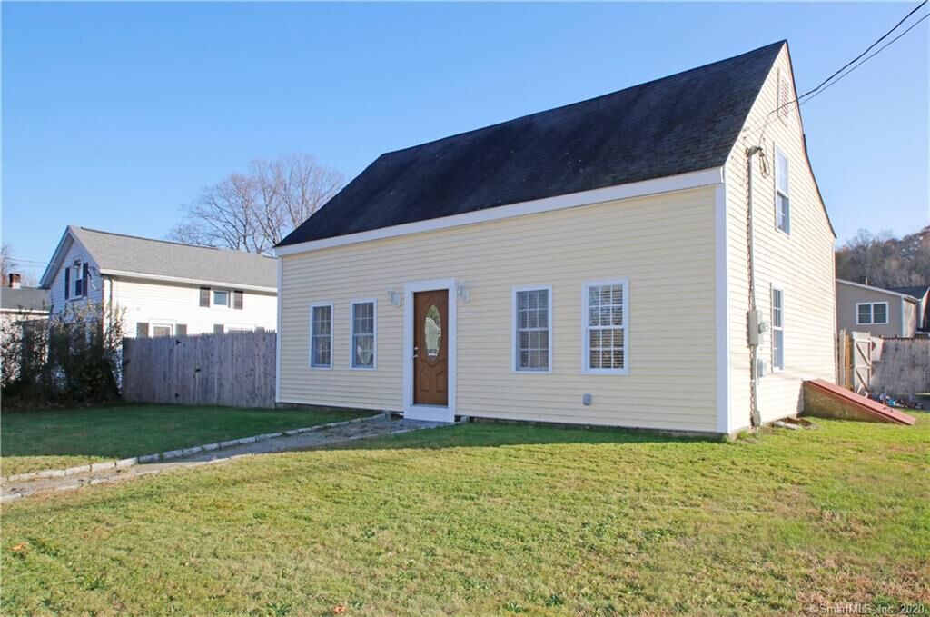 Property Photo:  153 West Street  CT 06483 