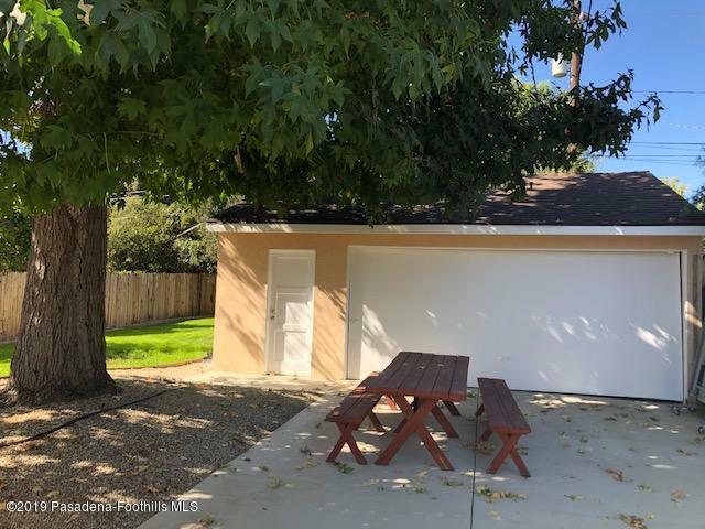 Property Photo: 1725 Harding Avenue CA 91001