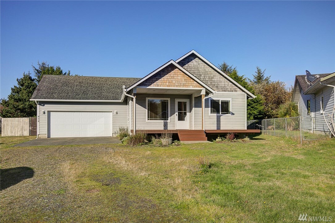 Property Photo:  858 Willow Ct SW  WA 98569 