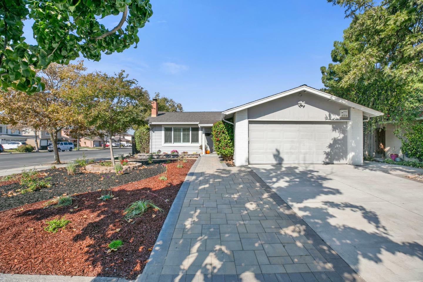 Property Photo:  399 Grandpark Circle  CA 95136 