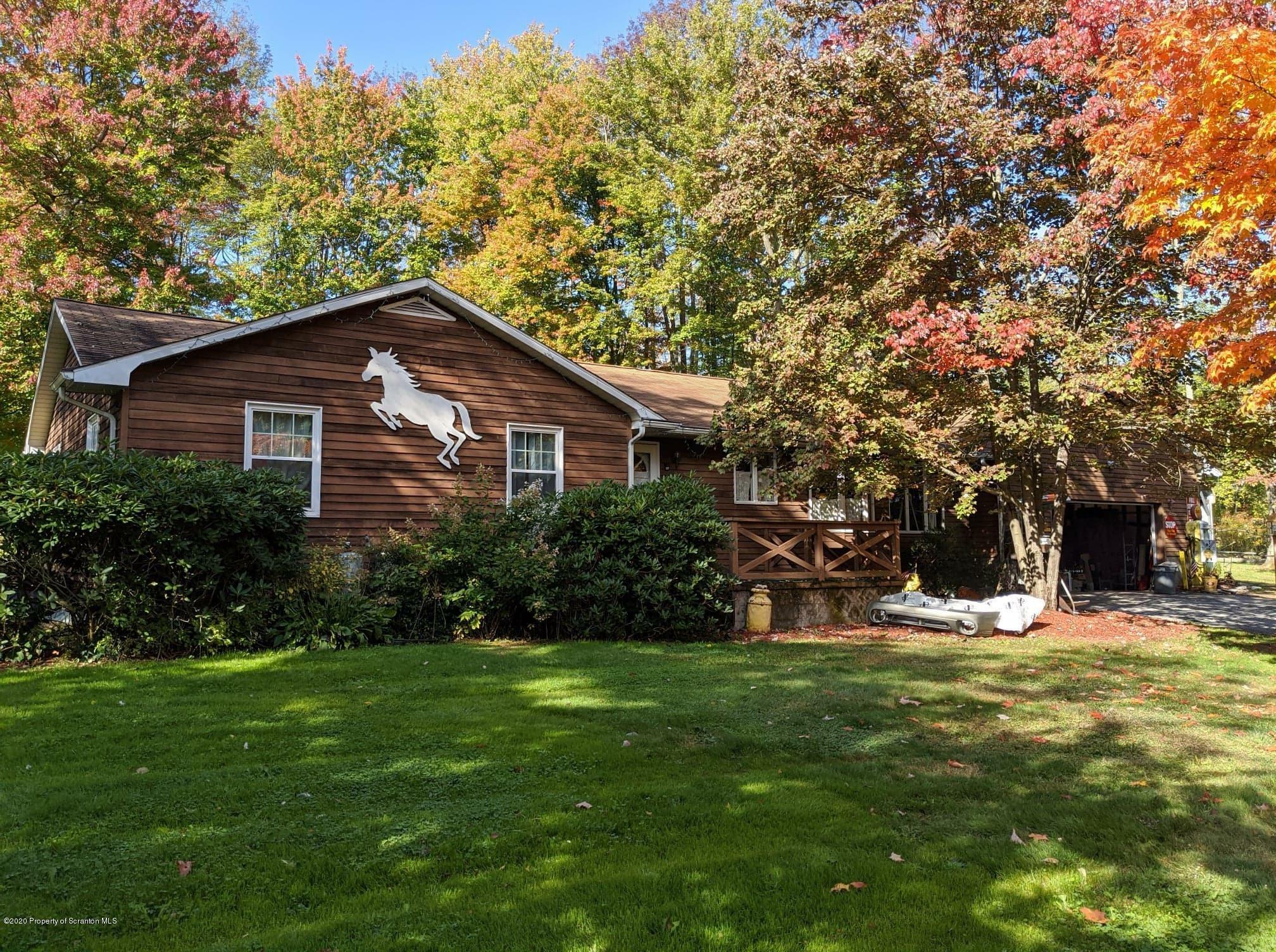 Property Photo:  7 Birch Lane  PA 18472 