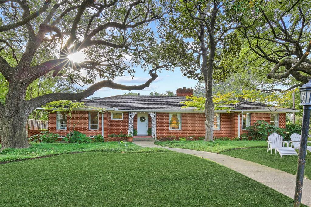 Property Photo:  7102 Wabash Circle  TX 75214 