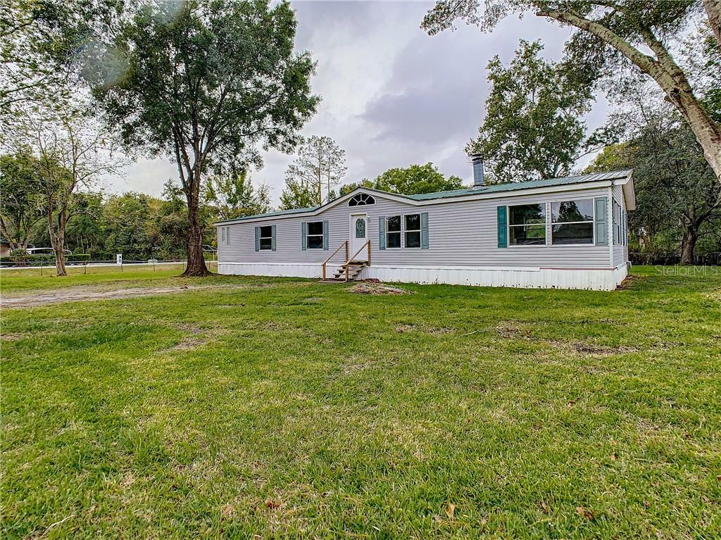 Property Photo:  6031 Saddletree Drive  FL 33544 