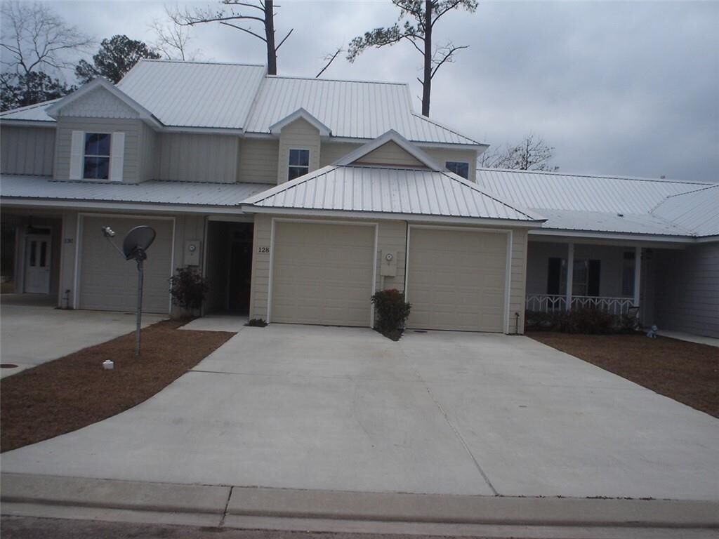 Property Photo: 128 Abita Oaks Loop LA 70420