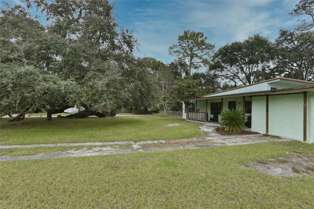 Property Photo:  1501 Forest Drive  FL 32771 