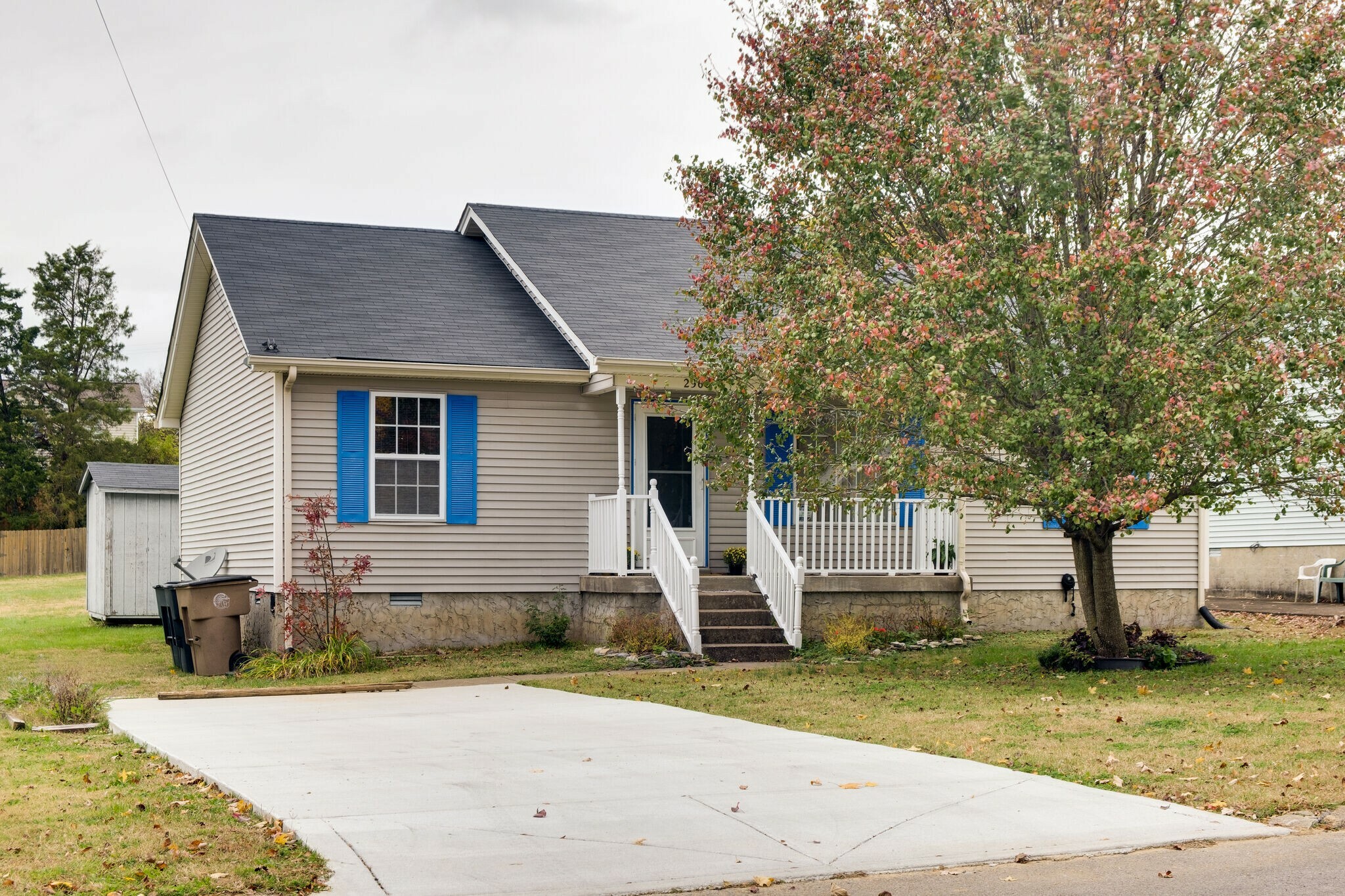 Property Photo: 2960 High Rigger Dr TN 37217