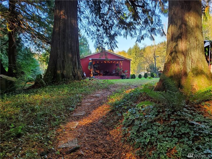 Property Photo: 4751 Blank Rd WA 98284