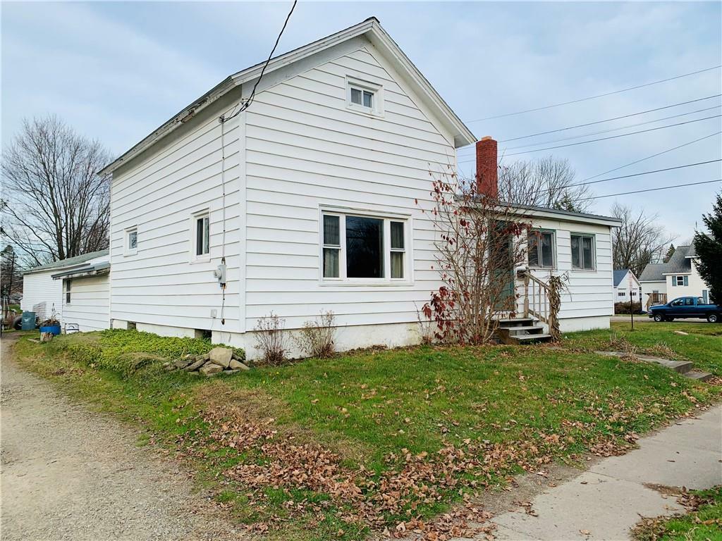 Property Photo:  403 W Smith Street  PA 16407 