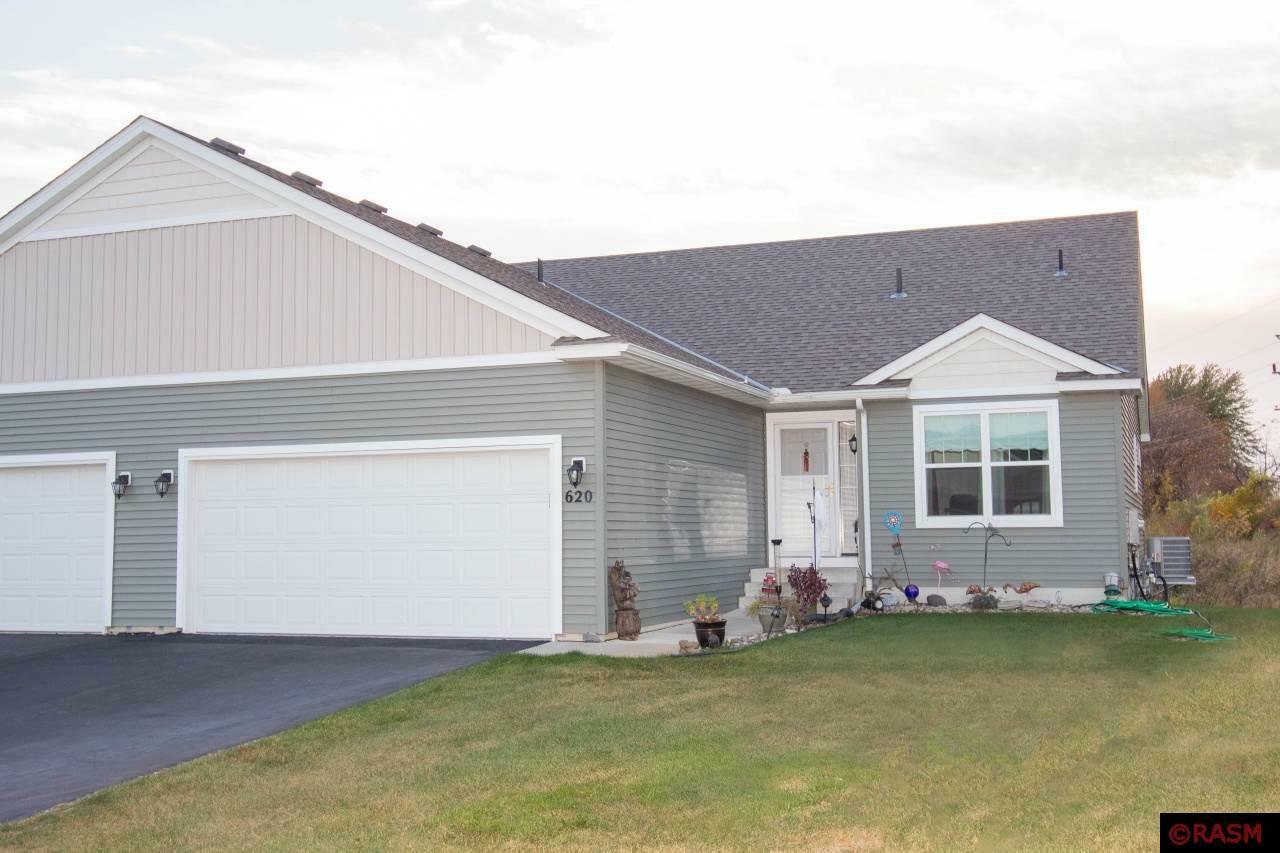 Property Photo: 620 Tomahawk Court MN 56063