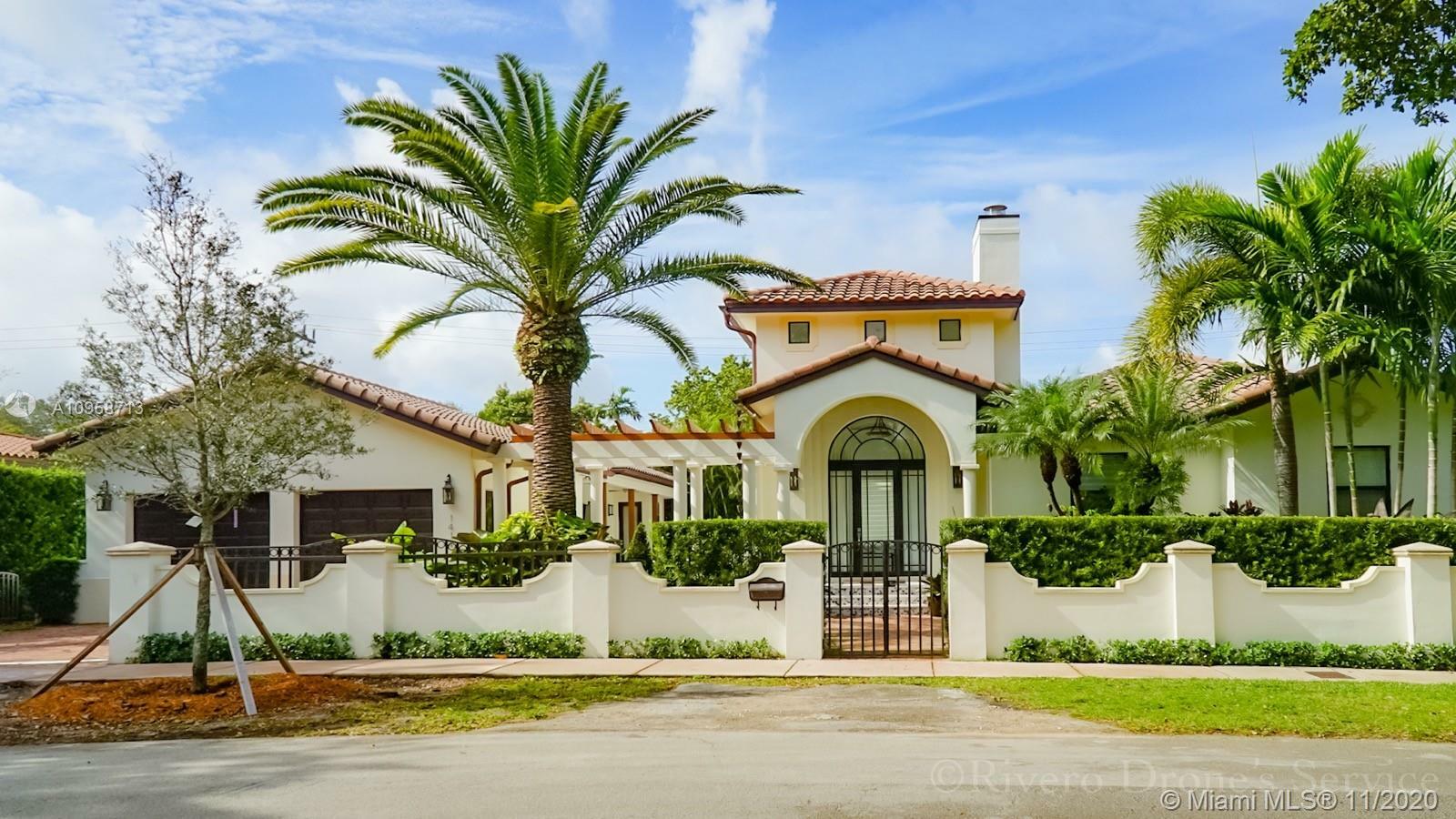 Property Photo: 1414 Capri St FL 33134