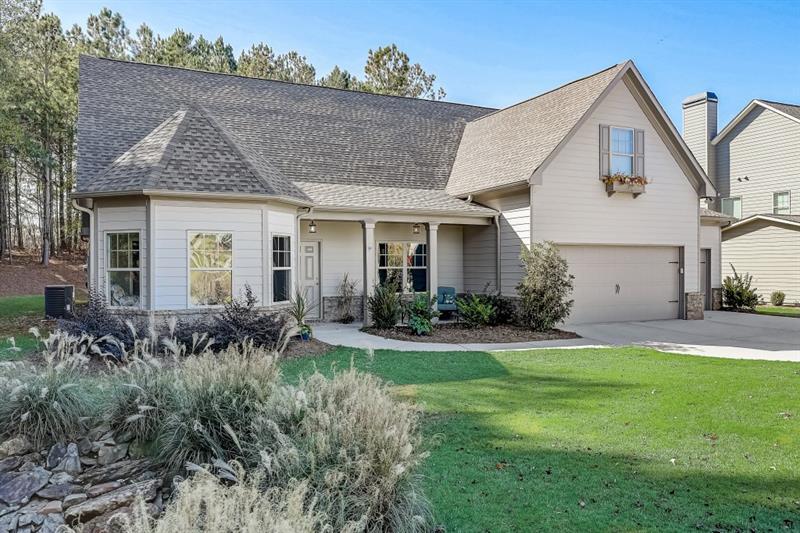 Property Photo: 6381 Spring Cove Drive GA 30542