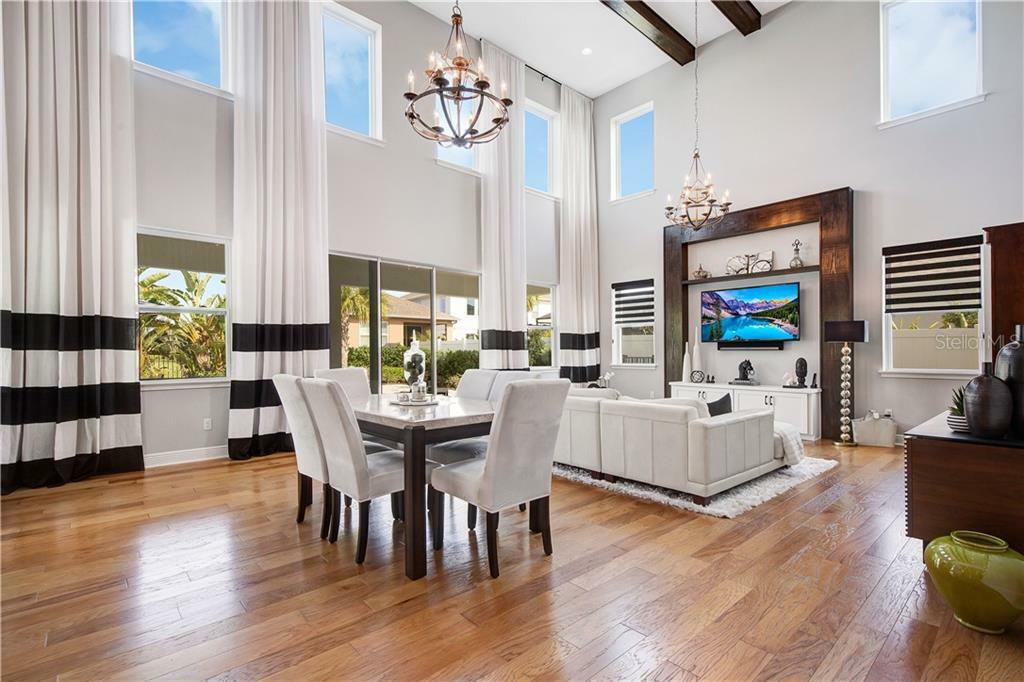Property Photo: 15333 Honeybell Drive FL 34787