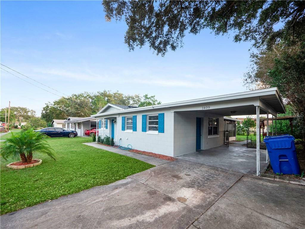 Property Photo:  1409 Snowden Street  FL 34761 