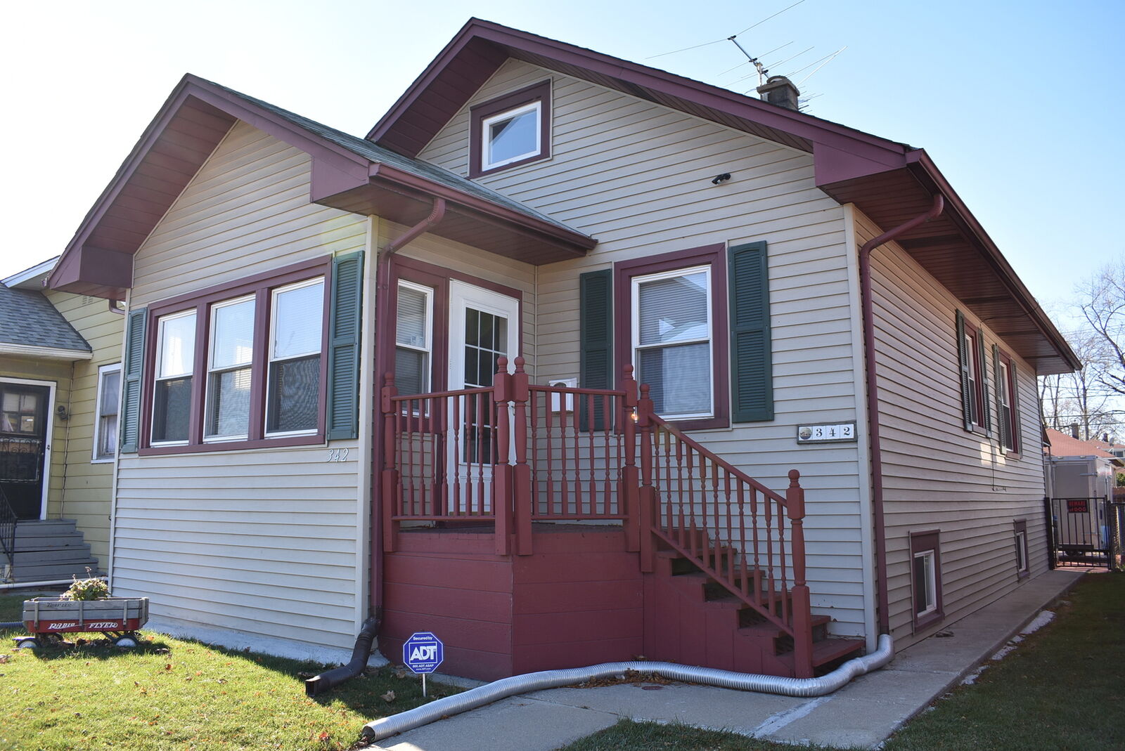Property Photo:  342 Mannheim Road  IL 60104 