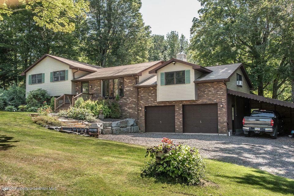 Property Photo:  211 Ryan Hill Road  PA 18436 