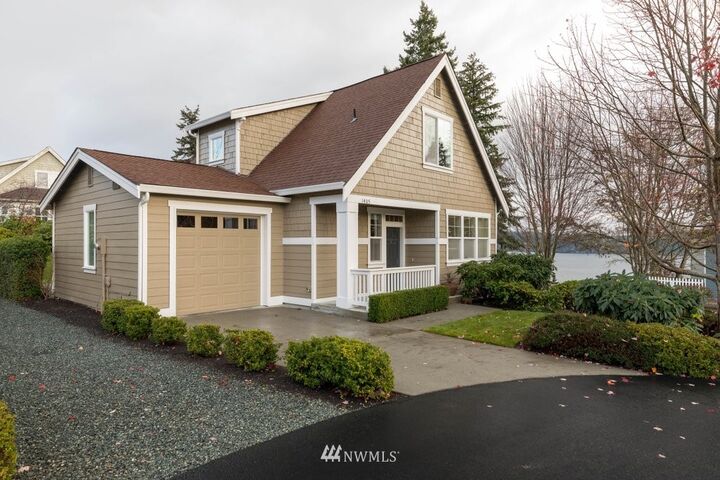 Property Photo:  1405 Starview Court  WA 98249 