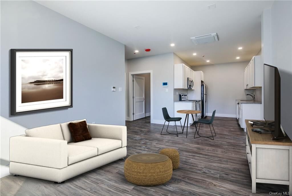 Property Photo:  11 Washington Place E 6  NY 10603 