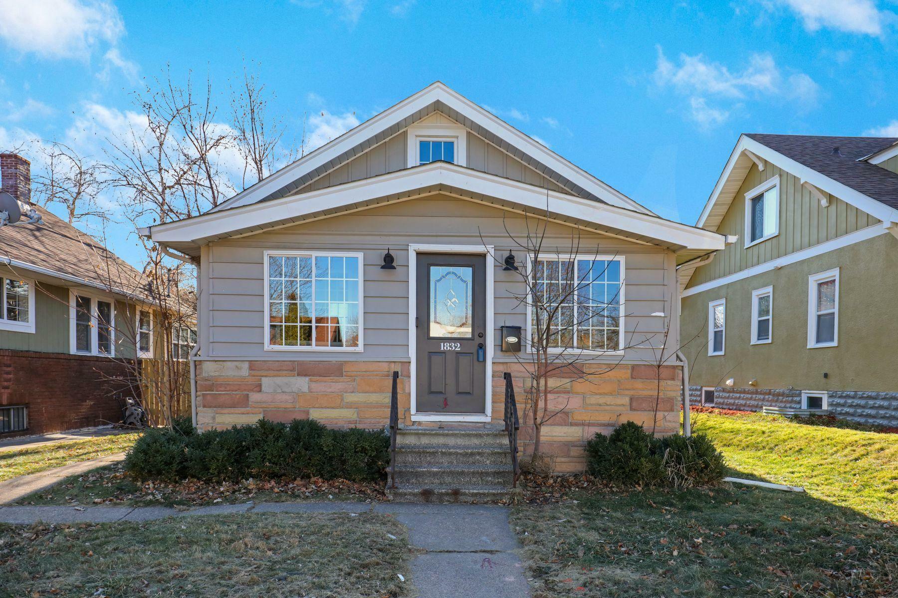 Property Photo:  1832 7th Street E  MN 55119 