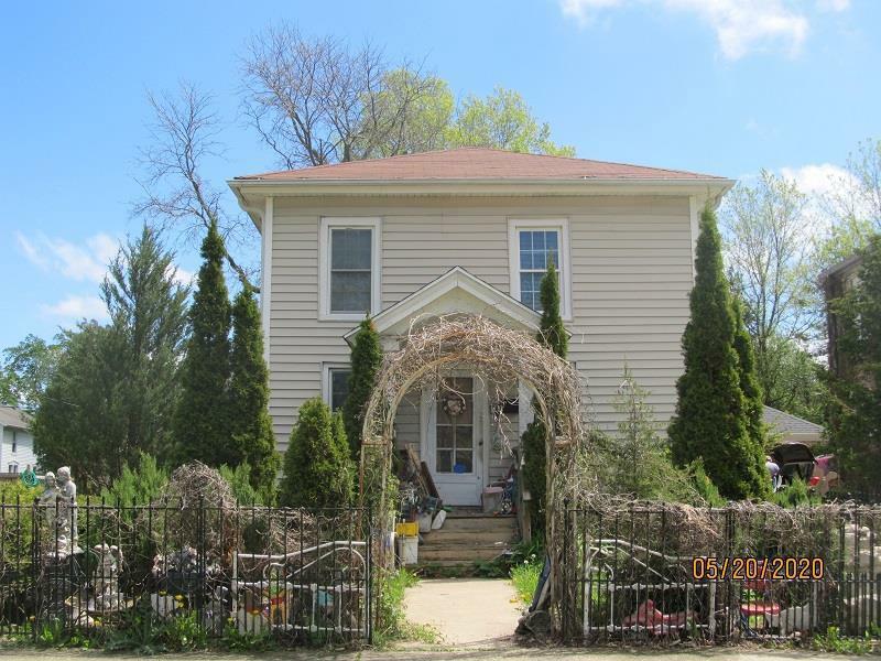 Property Photo:  117 North Church St  WI 53121 