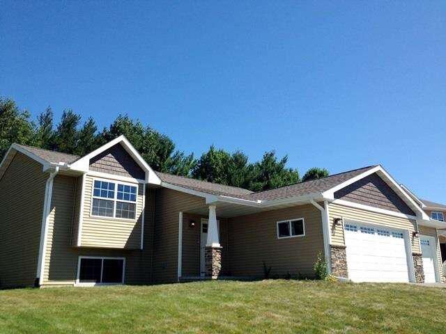 Property Photo:  2204 Fawn Avenue  WI 54474 