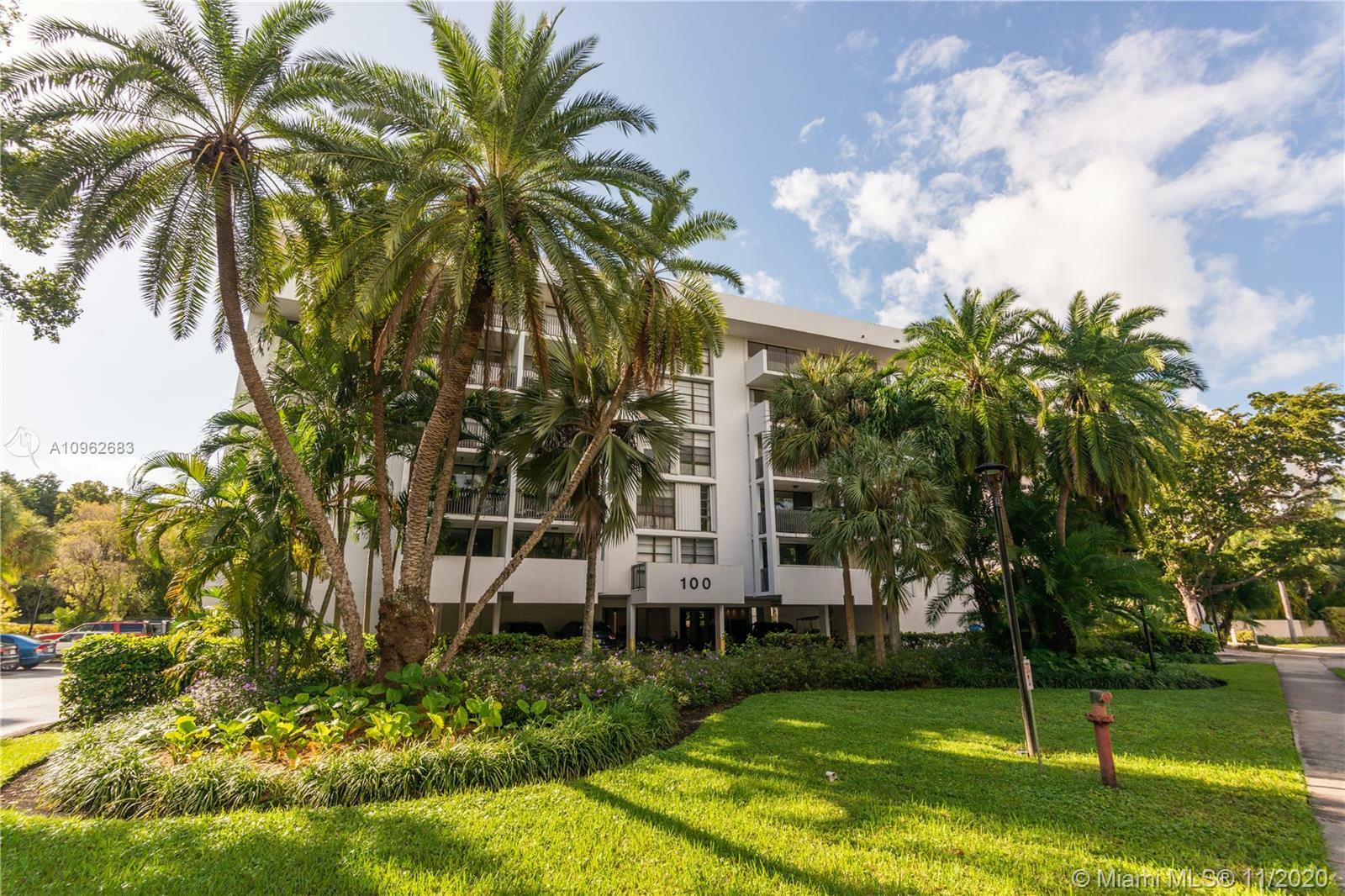 Property Photo:  100 Ocean Lane Dr 308  FL 33149 