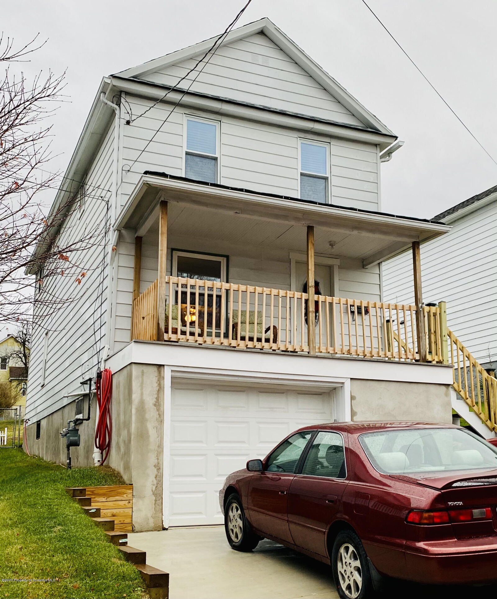 Property Photo:  204 Coppernick Street  PA 18512 