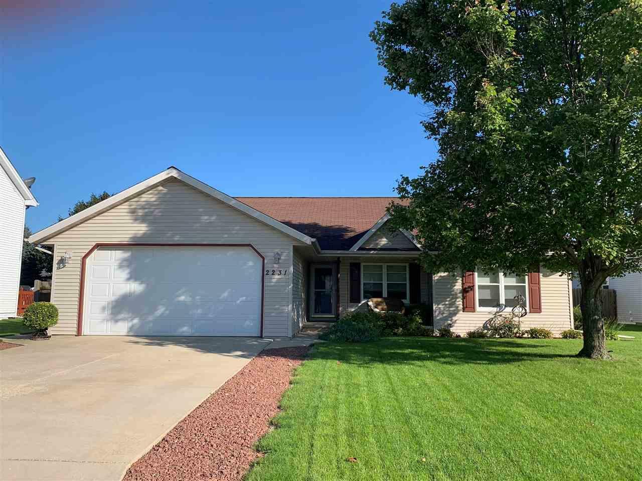 Property Photo:  2231 Wildflower Ct  WI 53511 