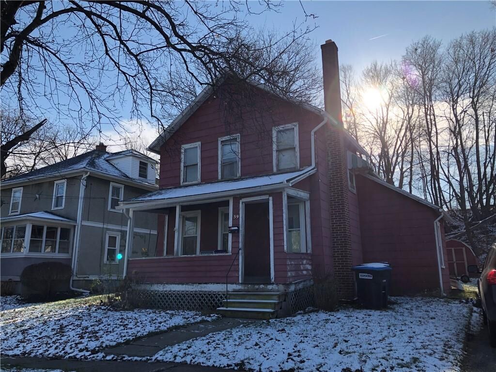 Property Photo: 39 Hogarth Avenue NY 14456