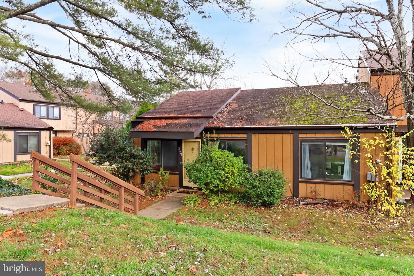 Property Photo: 3101 Covington Street VA 22031