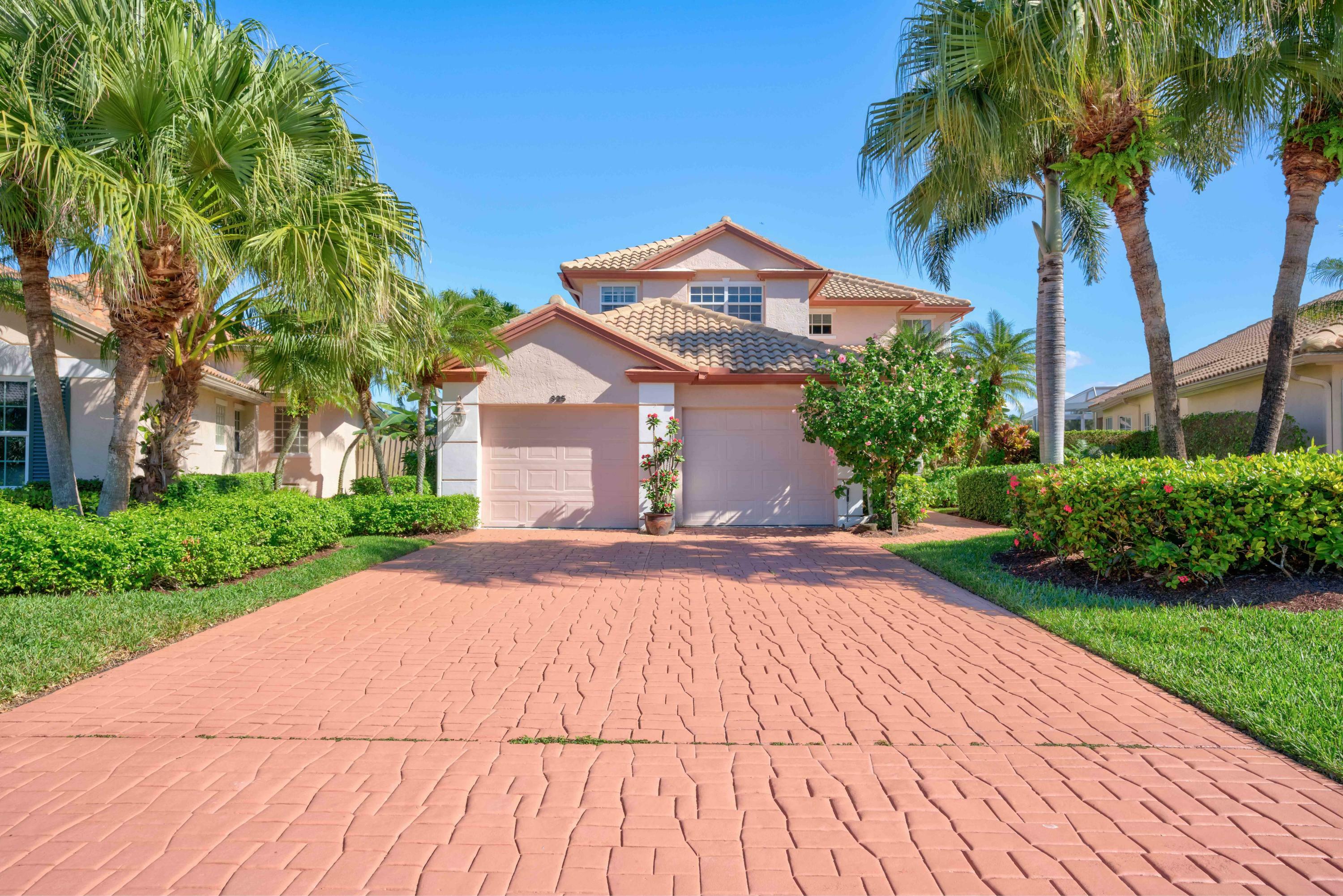 Property Photo:  925 Augusta Pointe Drive  FL 33418 