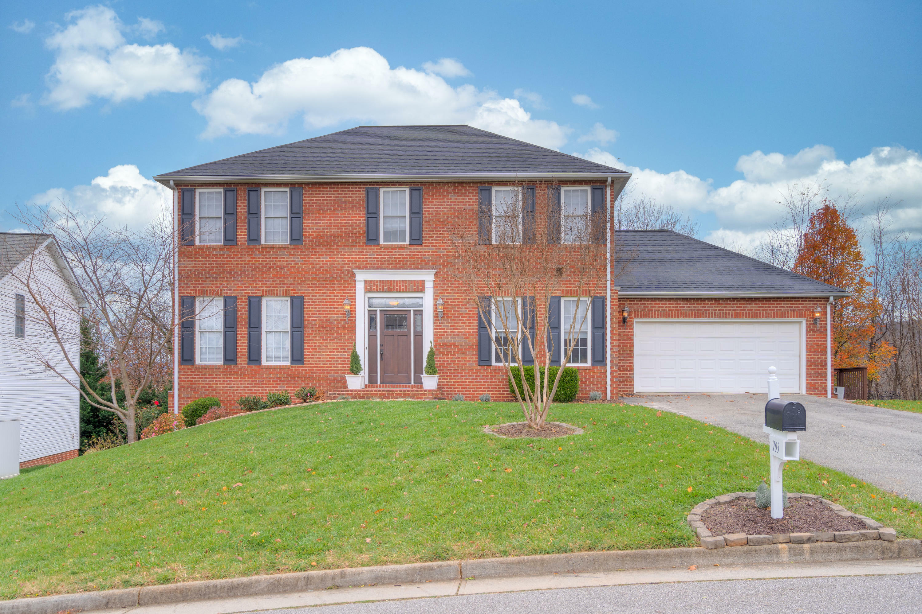 Property Photo:  703 Bradford Cir  VA 24153 