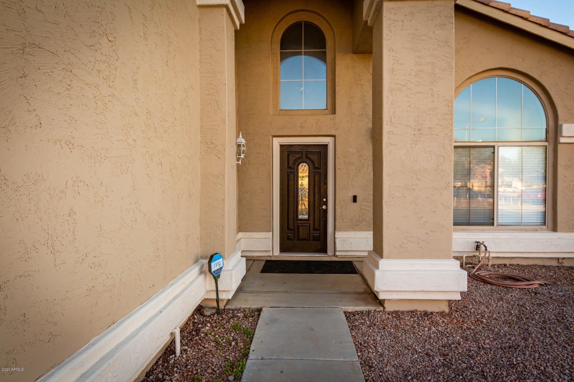 Property Photo:  1872 W Goldfinch Way  AZ 85286 