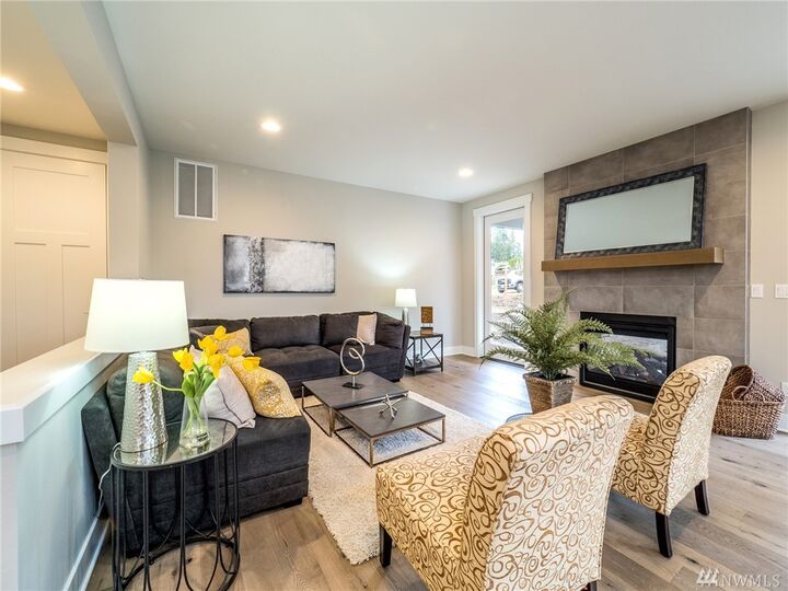 Property Photo: 22302 Brier Rd WA 98036