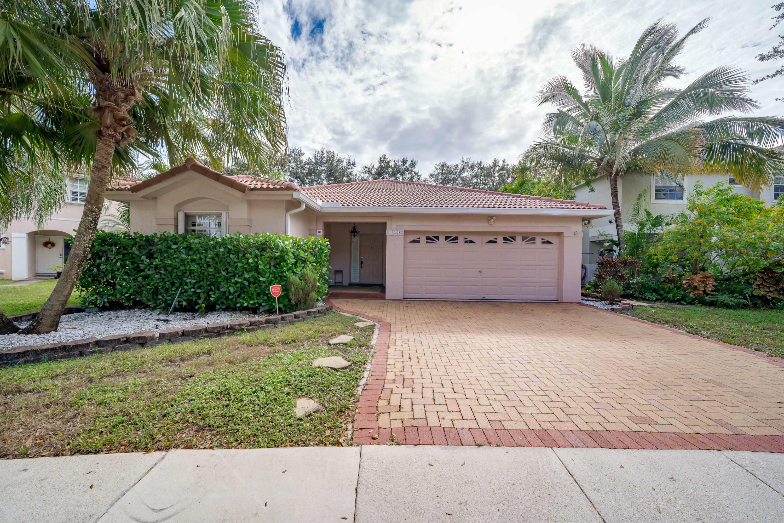 Property Photo: 13208 NW 12th Court FL 33323