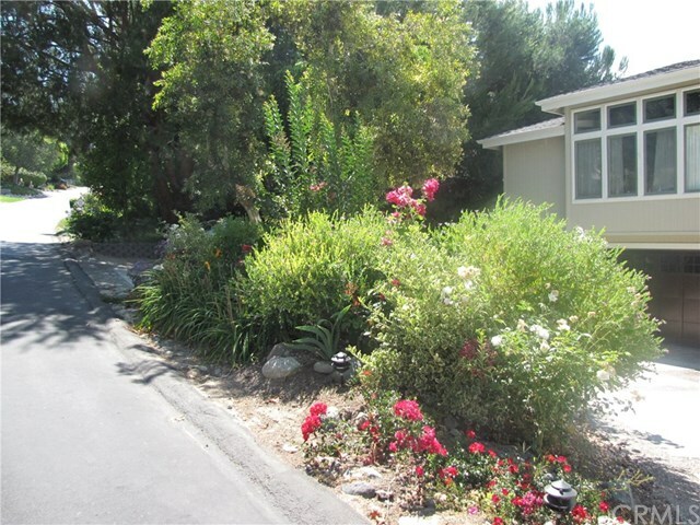 Property Photo:  31732 Via Coyote  CA 92679 