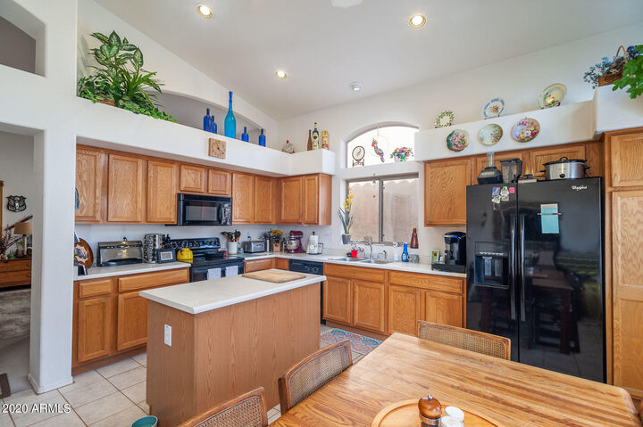Property Photo: 1817 N 106th Drive AZ 85392