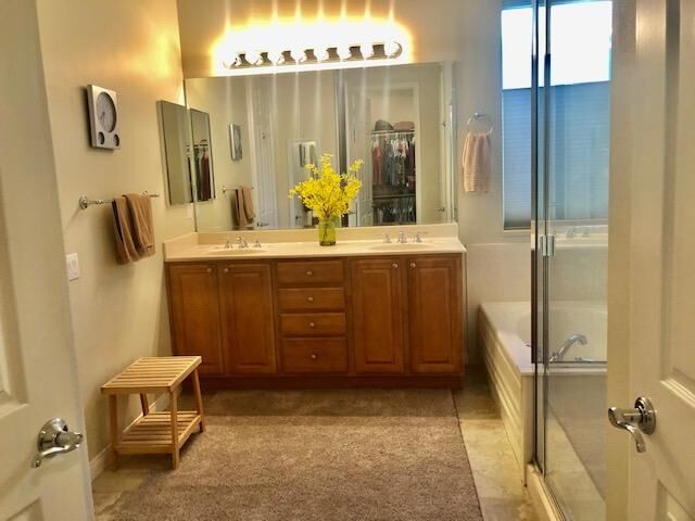 Property Photo:  40461 Calle Santa Anita  CA 92203 