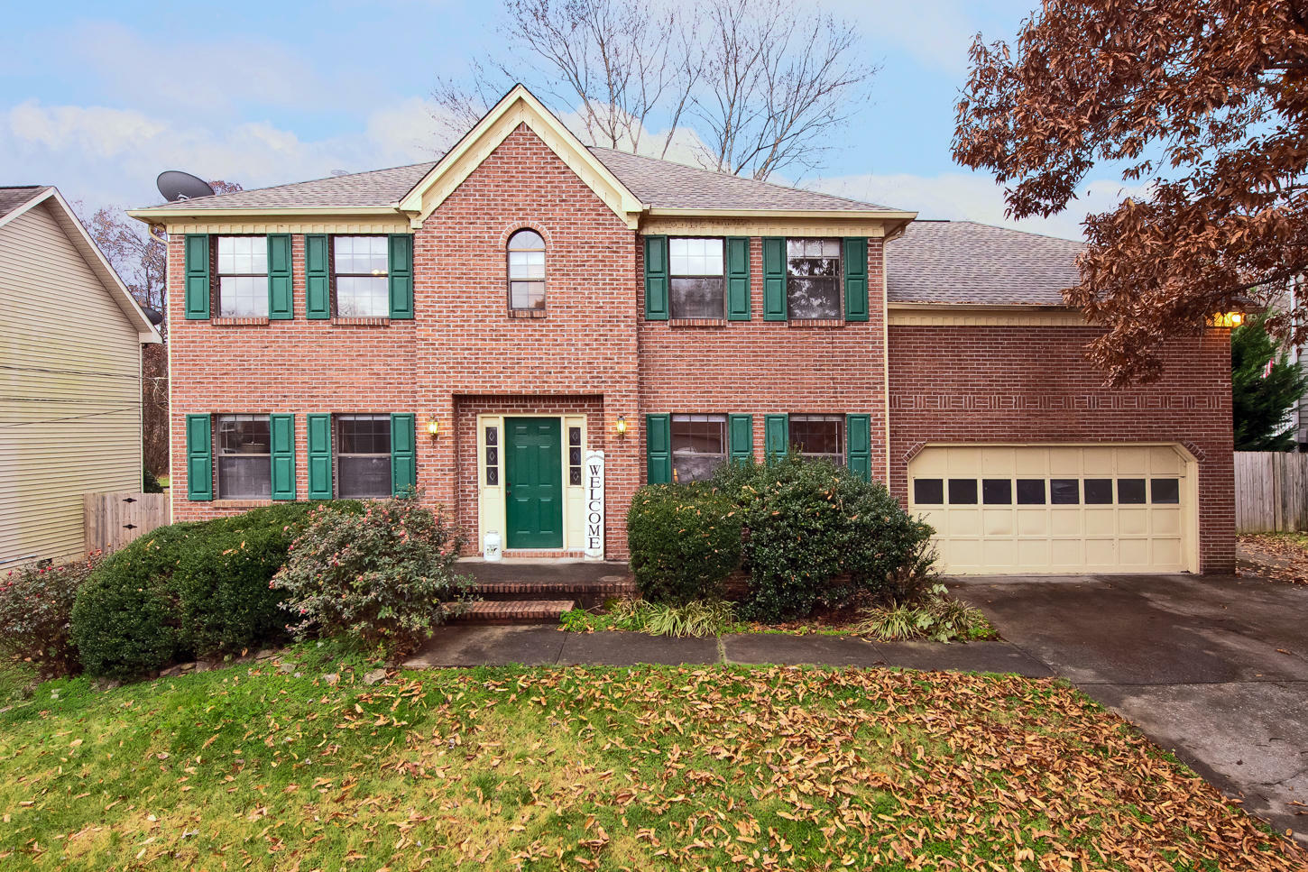 Property Photo:  1705 Gray Oaks Lane  TN 37932 