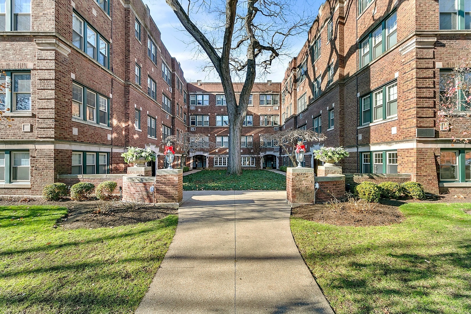 Property Photo: 114 Lincoln Avenue G IL 60546