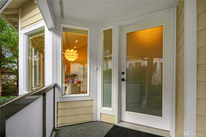 Property Photo:  2148 28th St  WA 98225 