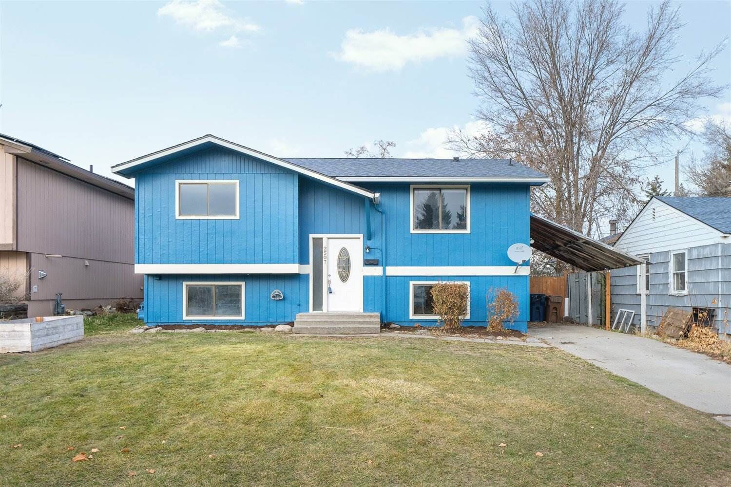 Property Photo: 2507 E Hoffman Ave WA 99207