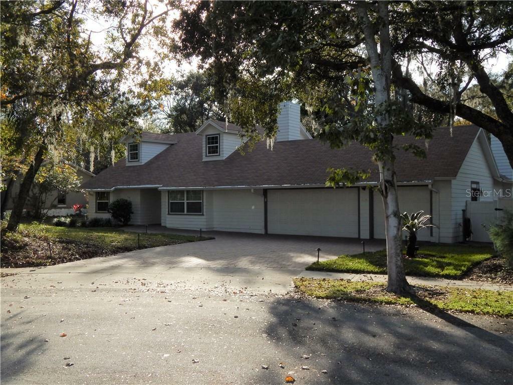 Property Photo:  4134 Salmon Drive  FL 32835 