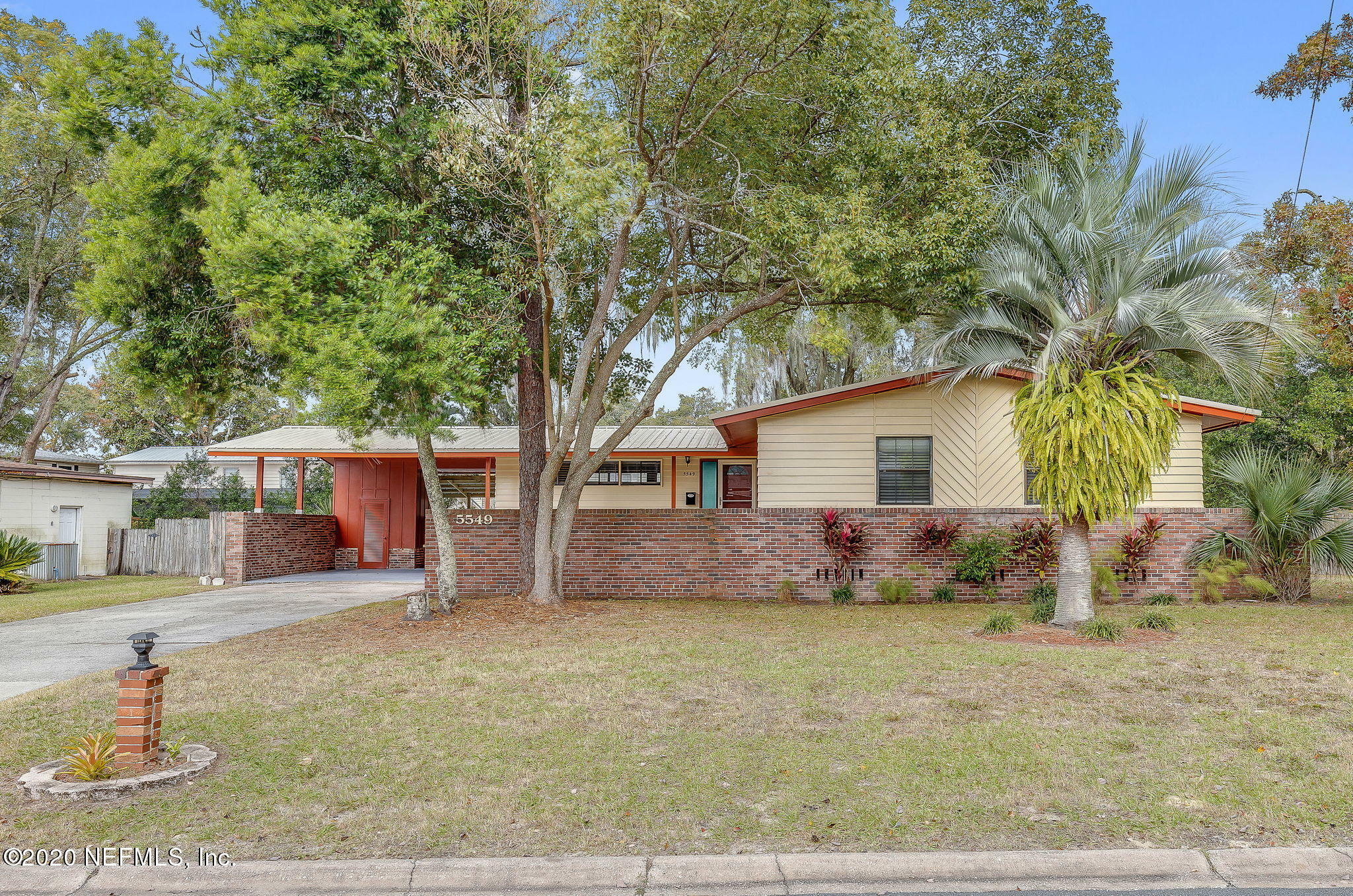 Property Photo:  5549 Edmar Road  FL 32277 