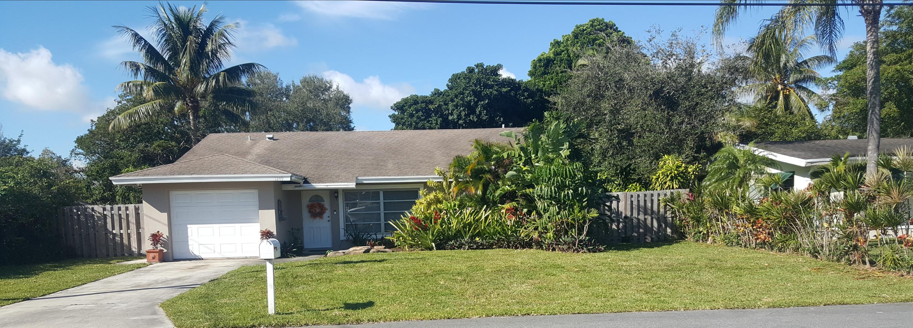 Property Photo:  1249 Gondola Court  FL 33426 