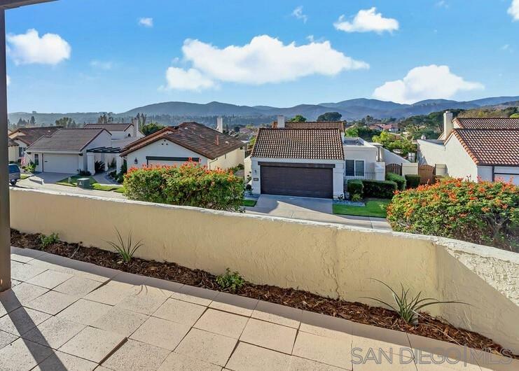 Property Photo: 12864 Circulo Dardo CA 92128